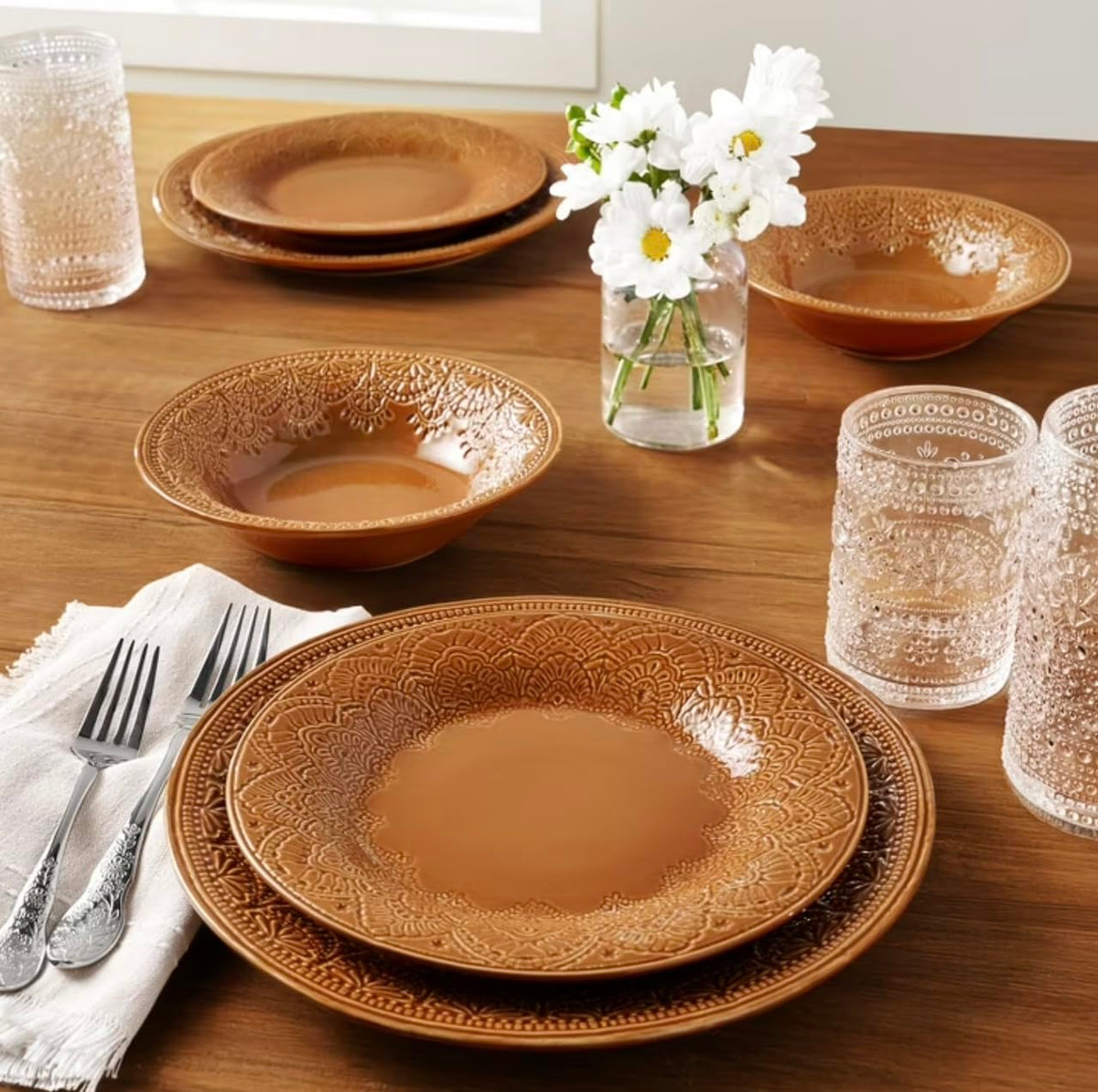 12-Piece Ceramic Dinnerware Set G2543