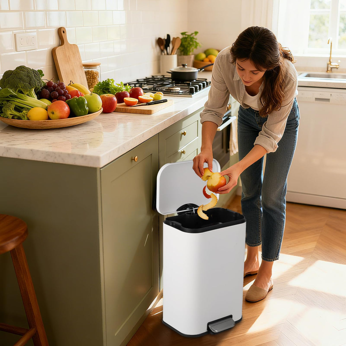 Stainless Steel 50L Trash Can A165